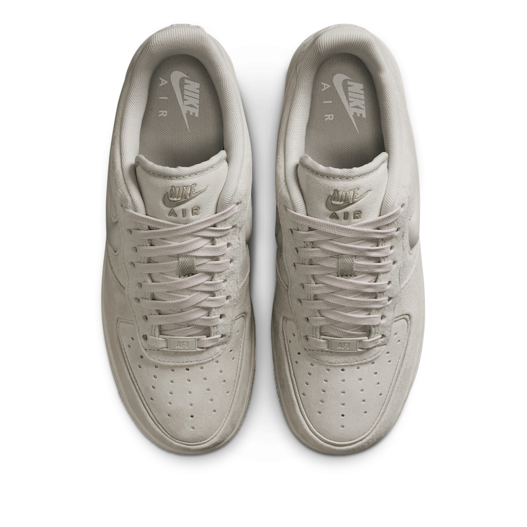 Overkicks - Nike Air Force 1 Low 07 Light Orewood Brown (HV4406-001) - par completo
