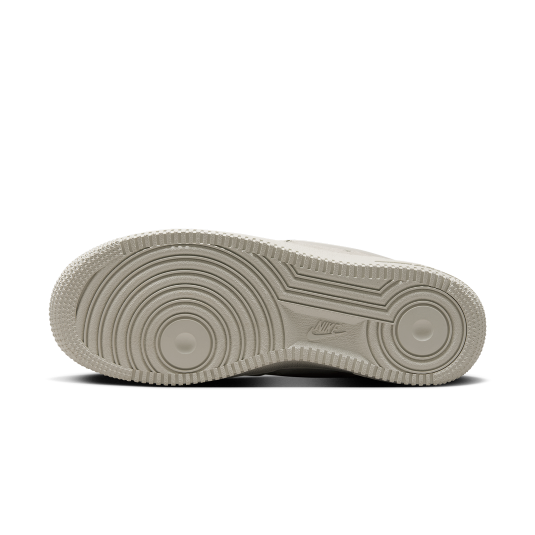Overkicks - Nike Air Force 1 Low 07 Light Orewood Brown (HV4406-001) - detalle suela