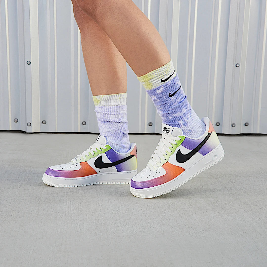 Overkicks - Nike Air Force 1 Low 07 Multi-Color Gradient (FD0801-100) - detalle suela