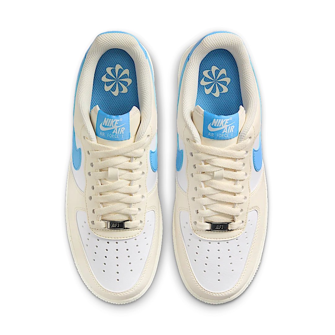 Overkicks - Nike Air Force 1 Low 07 Next Nature Pale Ivory University Blue (DC9486-110) - par completo