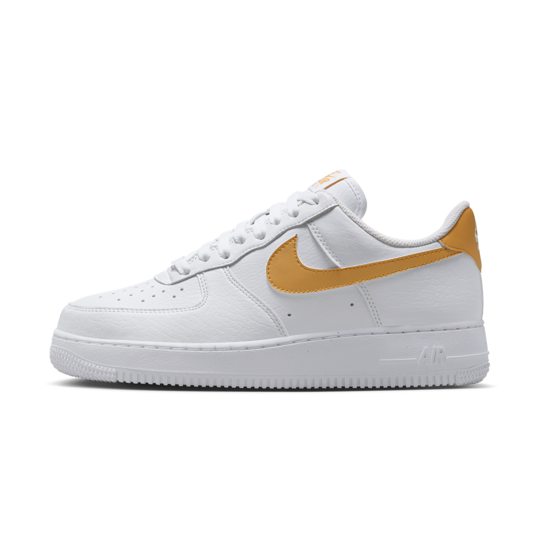 Overkicks - Nike Air Force 1 Low 07 Next Nature White Metallic Gold (DC9486-114) - vista lateral