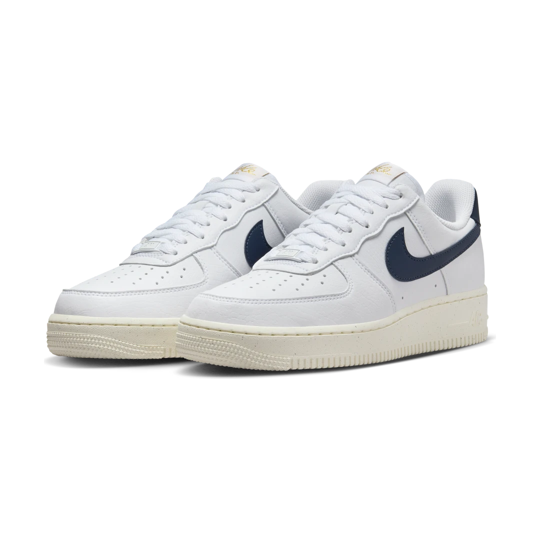 Overkicks - Nike Air Force 1 Low 07 Olympic (2024) (FZ6768-100) - vista trasera