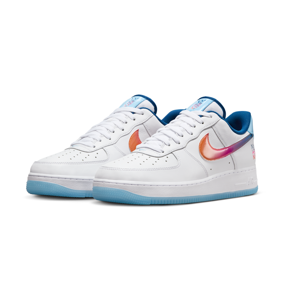Overkicks - Nike Air Force 1 Low 07 PRM NY vs. NY (HF4833-100) - vista trasera