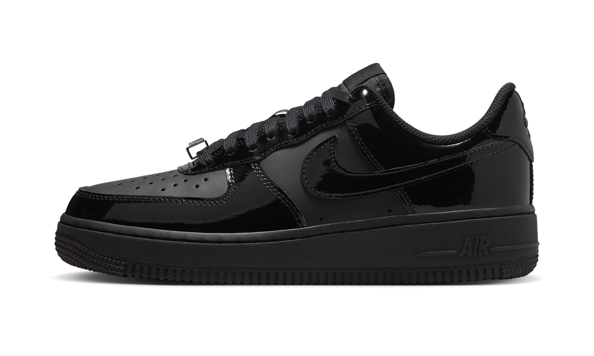 Overkicks - Nike Air Force 1 Low 07 Patent Black (IR5450-001) - vista lateral