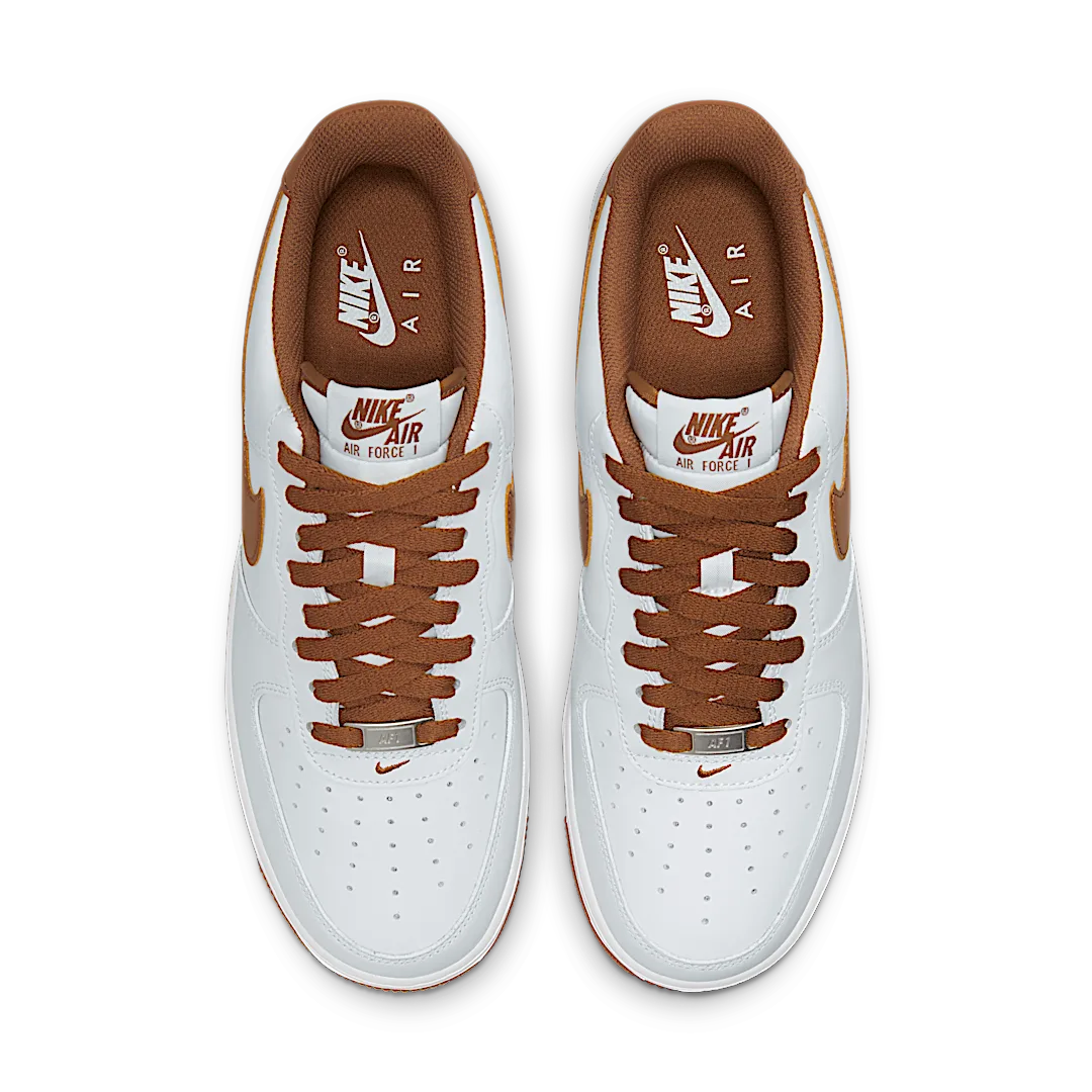 Overkicks - Nike Air Force 1 Low 07 Pecan (DH7561-100) - par completo