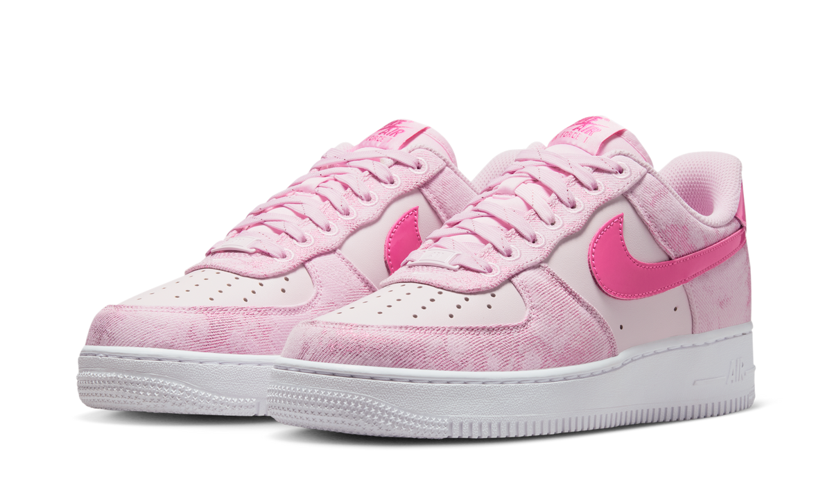 Overkicks - Nike Air Force 1 Low 07 Pink Denim (IR1974-663) - vista trasera
