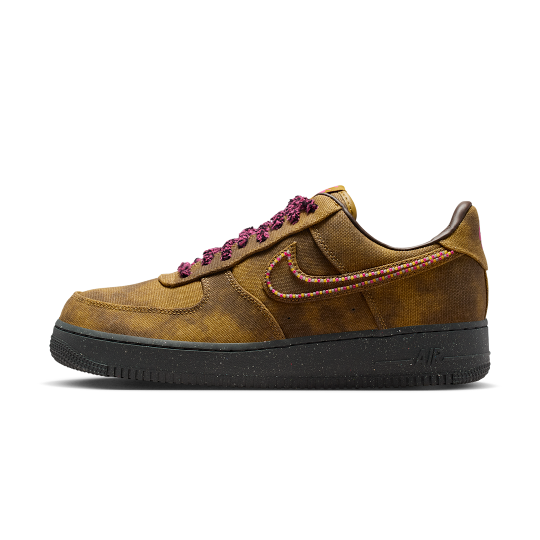 Overkicks - Nike Air Force 1 Low 07 QS Boucle Desert Moss Fierce Pink (IO4474-300) - vista lateral