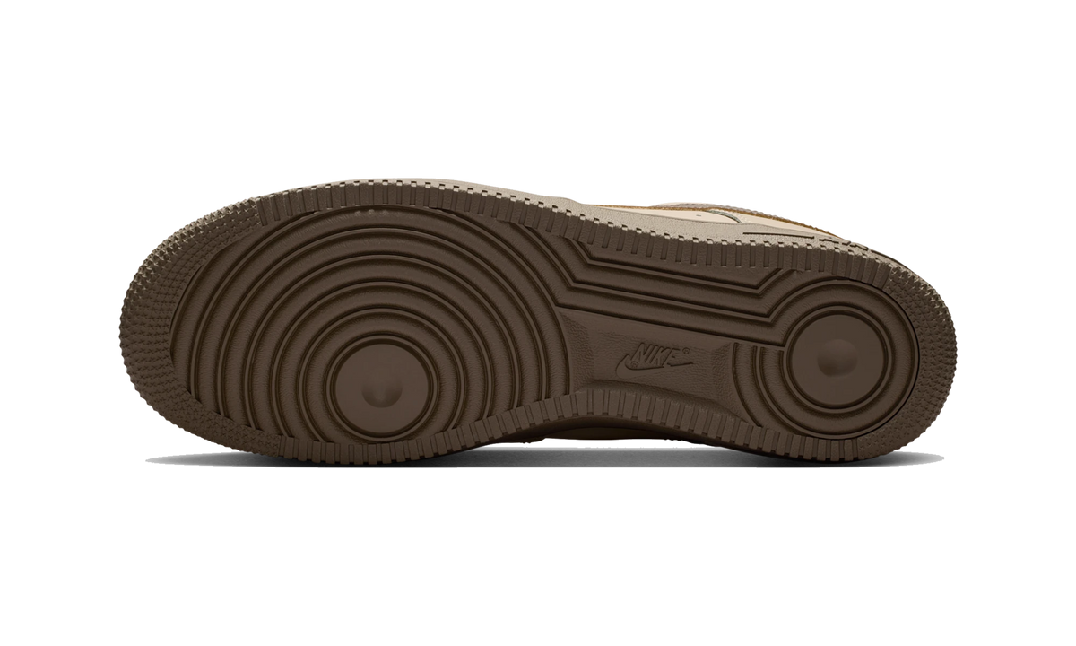 Overkicks - Nike Air Force 1 Low 07 Rattan Olive Grey (FJ4146-201) - par completo