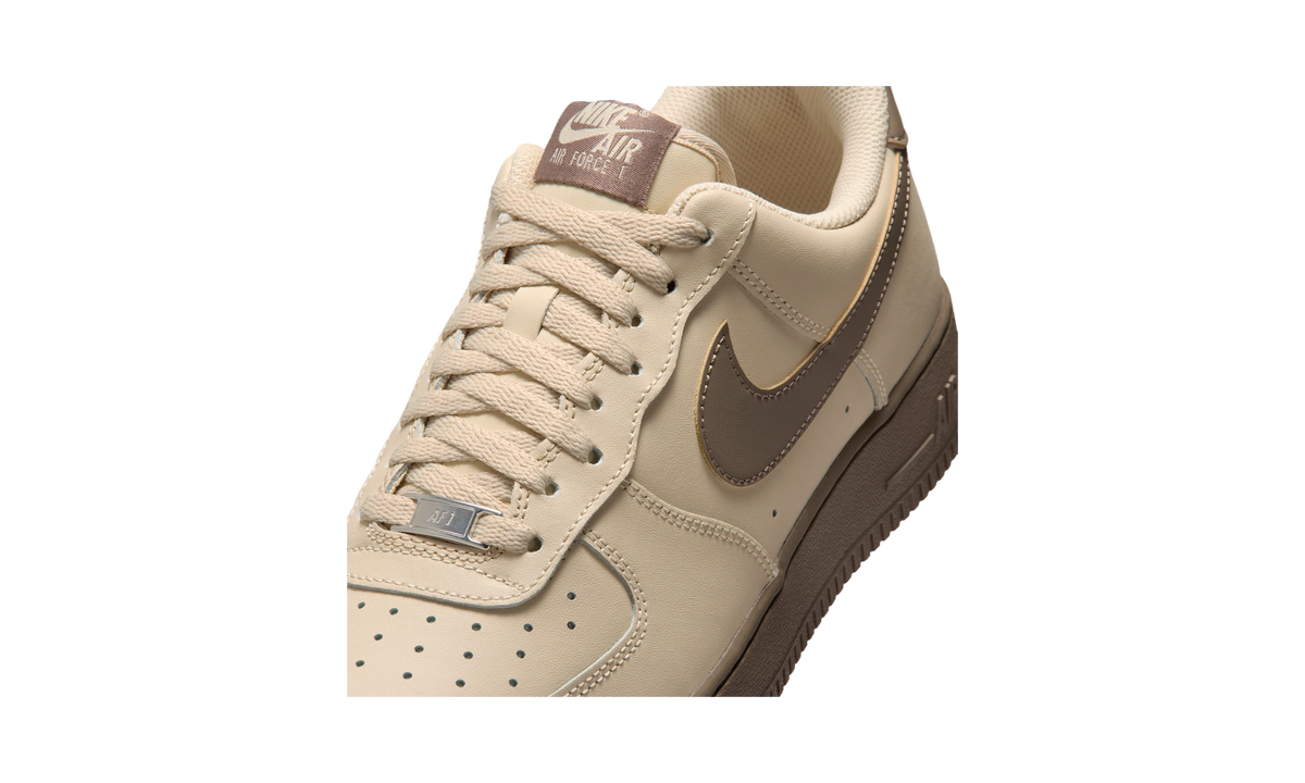 Overkicks - Nike Air Force 1 Low 07 Rattan Olive Grey (FJ4146-201) - detalle lateral interior