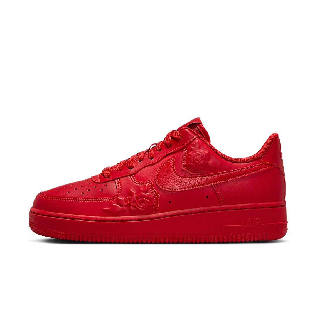 Overkicks - Nike Air Force 1 Low 07 Red Roses (HF2016-600) - vista lateral