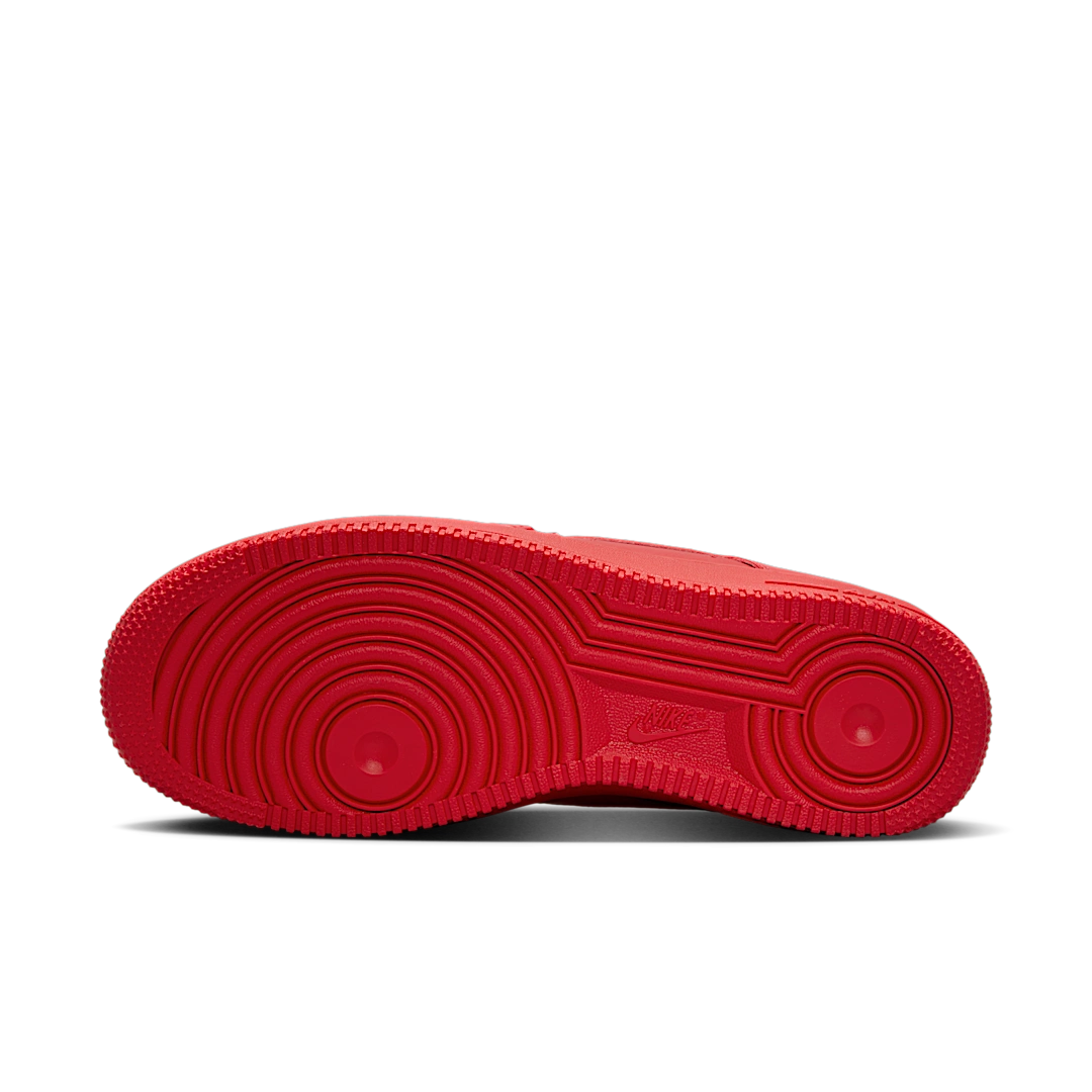 Overkicks - Nike Air Force 1 Low 07 Red Roses (HF2016-600) - detalle suela