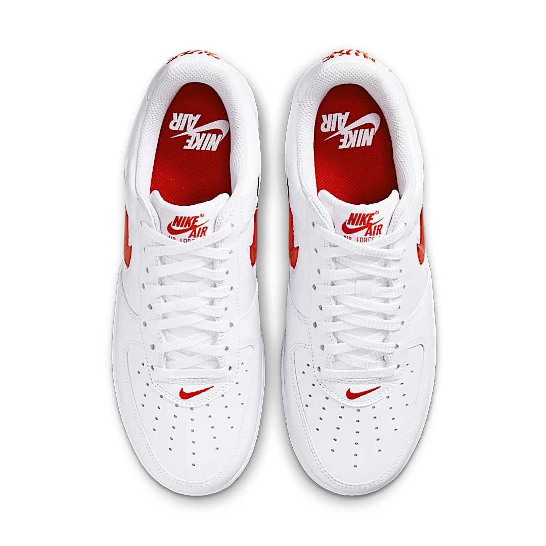 Overkicks - Nike Air Force 1 Low 07 Retro Color of the Month Jewel Swoosh University Red (FN5924-101) - par completo