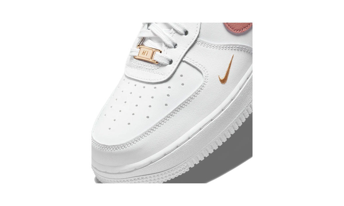Overkicks - Nike Air Force 1 Low 07 Rust Pink (CZ0270-103) - detalle lateral interior