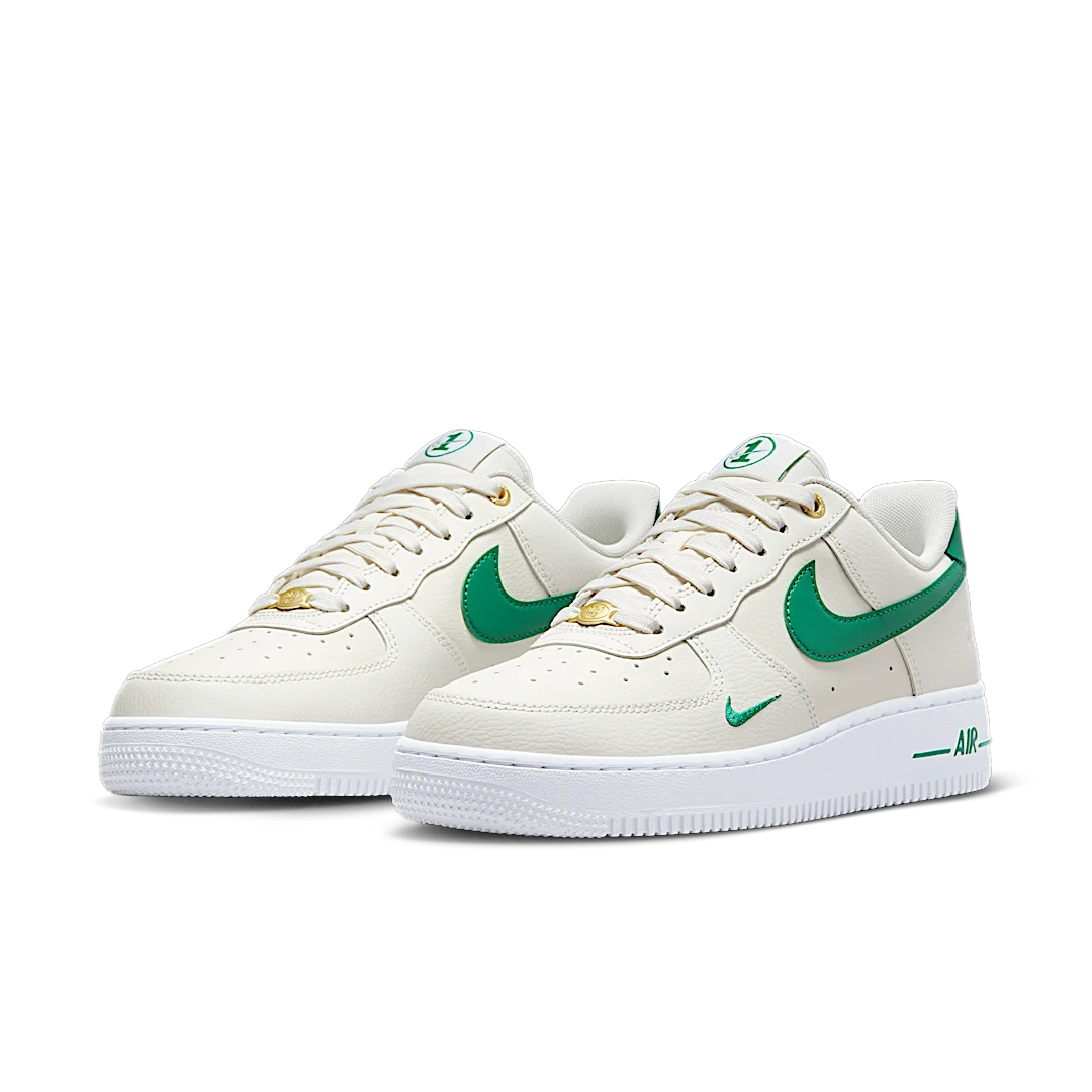 Overkicks - Nike Air Force 1 Low 07 SE 40th Anniversary Edition Sail Malachite (DQ7582-101) - vista trasera