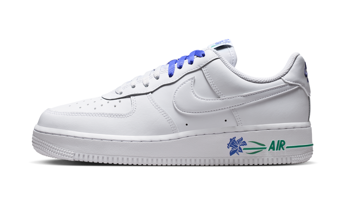 Overkicks - Nike Air Force 1 Low 07 SE Iris Persian Violet (IF0498-101) - vista lateral