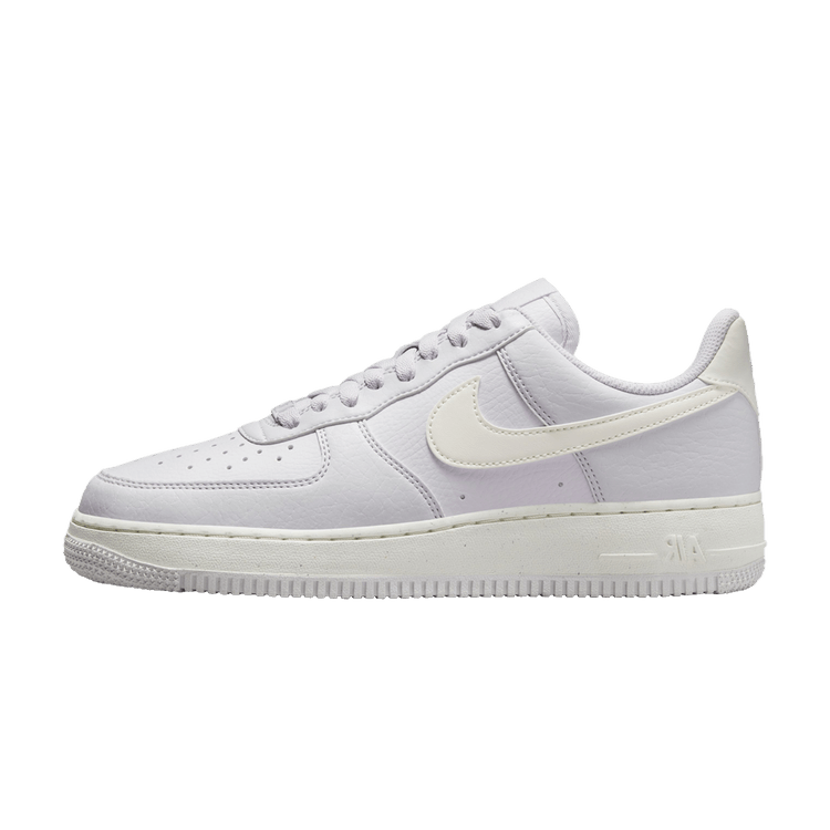 Overkicks - Nike Air Force 1 Low '07 SE Next Nature Barely Grape (Women's) (DV3808-500) - vista lateral