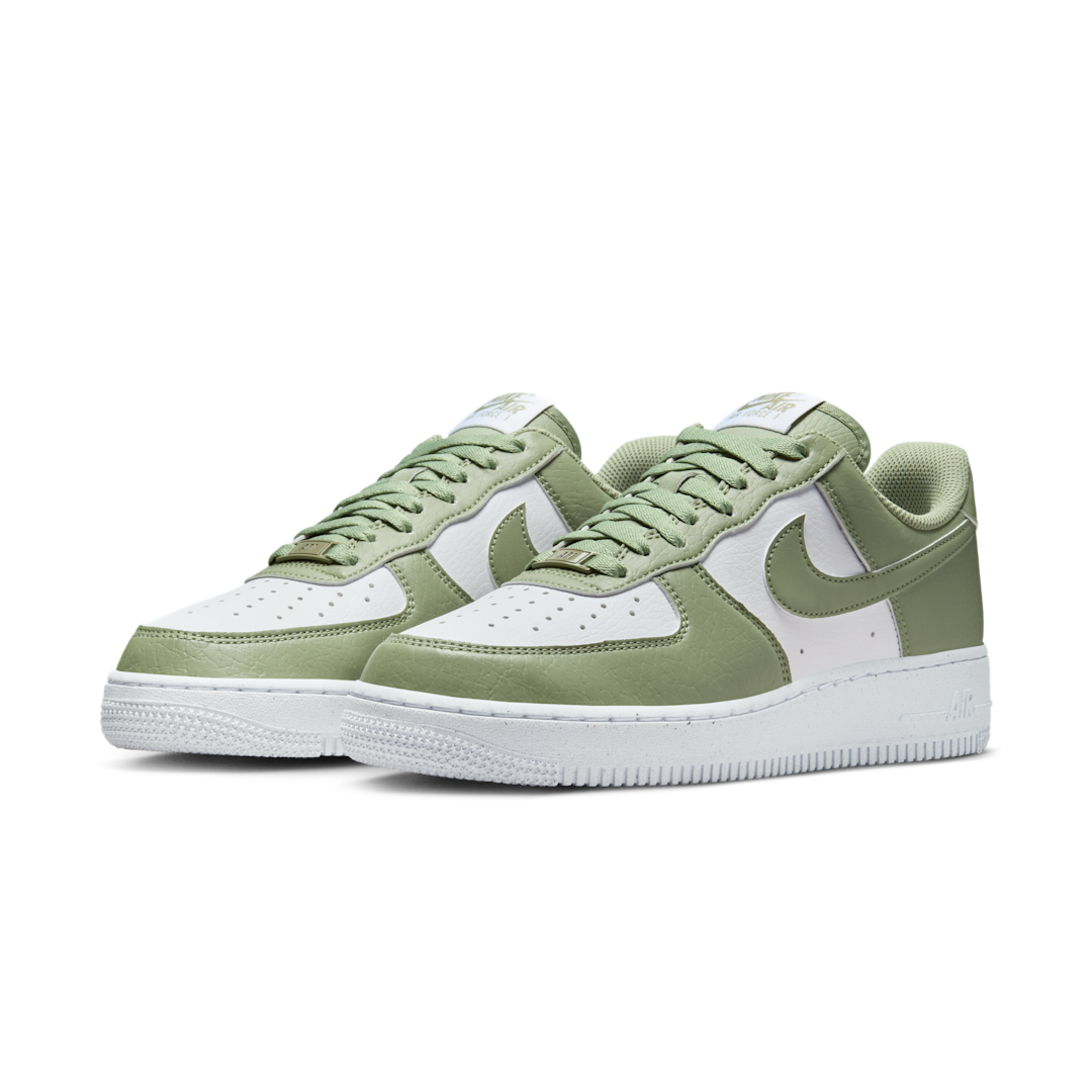 Overkicks - Nike Air Force 1 Low 07 SE Next Nature White Oil Green (DV3808-113) - vista trasera
