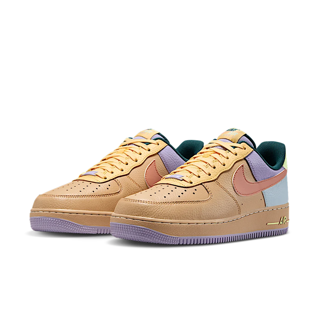 Overkicks - Nike Air Force 1 Low 07 Sesame Hydrangeas Soft Yellow Apricot Agate (IB4493-252) - vista trasera