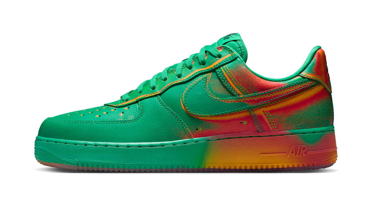 Overkicks - Nike Air Force 1 Low 07 Stadium Green Crimson (IB6834-300) - vista lateral