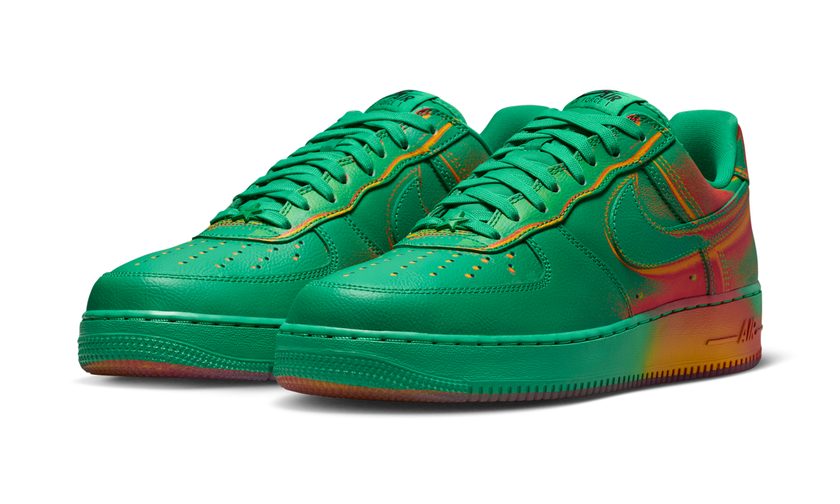 Overkicks - Nike Air Force 1 Low 07 Stadium Green Crimson (IB6834-300) - vista trasera