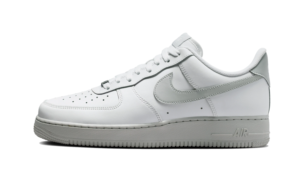 Overkicks - Nike Air Force 1 Low 07 Summit White Strata Grey (FJ4146-128) - vista lateral