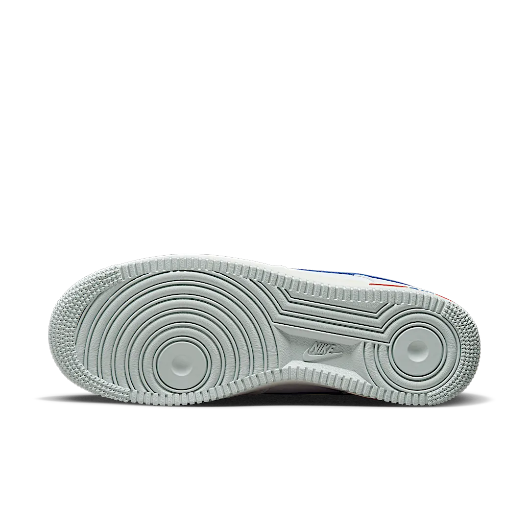 Overkicks - Nike Air Force 1 Low 07 USA Basketball (DX2660-100) - detalle suela