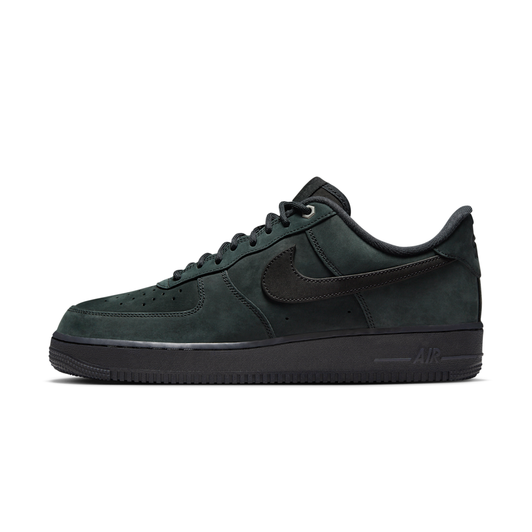 Overkicks - Nike Air Force 1 Low 07 WB Triple Black Nubuck (CJ9179-001) - vista lateral