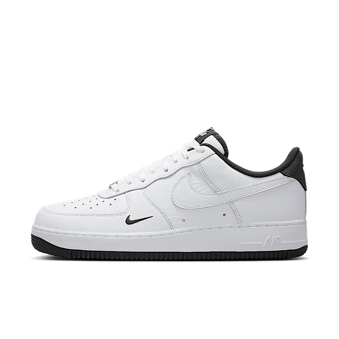 Overkicks - Nike Air Force 1 Low 07 White Anthracite Mini Swoosh (HM9483-101) - vista lateral