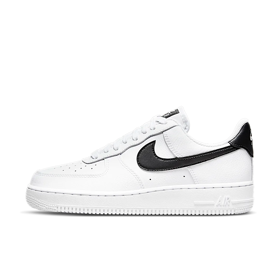 Overkicks - Nike Air Force 1 Low 07 White Black (DD8959-103) - vista lateral