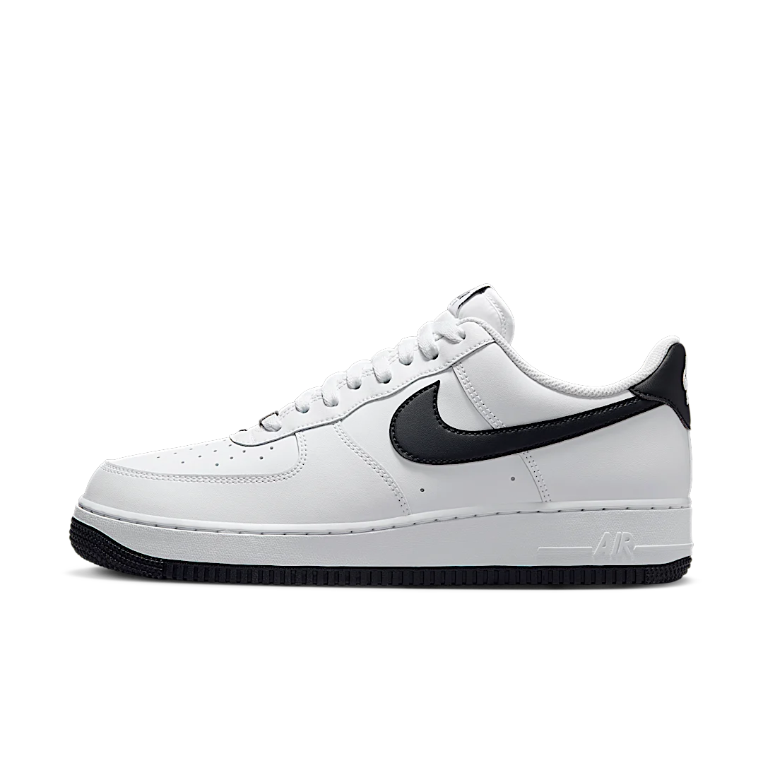 Overkicks - Nike Air Force 1 Low 07 White Black (FQ4296-101) - vista lateral