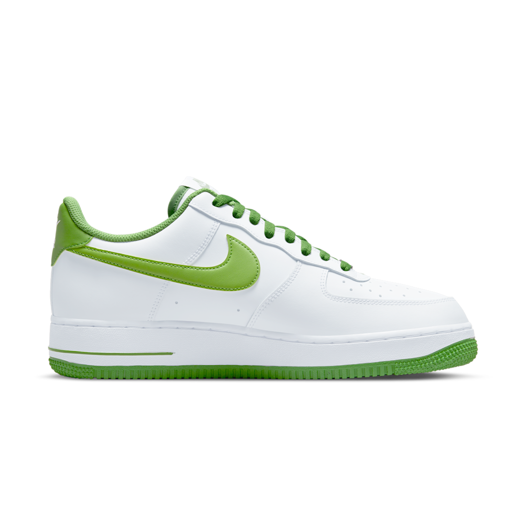 Overkicks - Nike Air Force 1 Low 07 White Chlorophyll (DH7561-105) - par completo