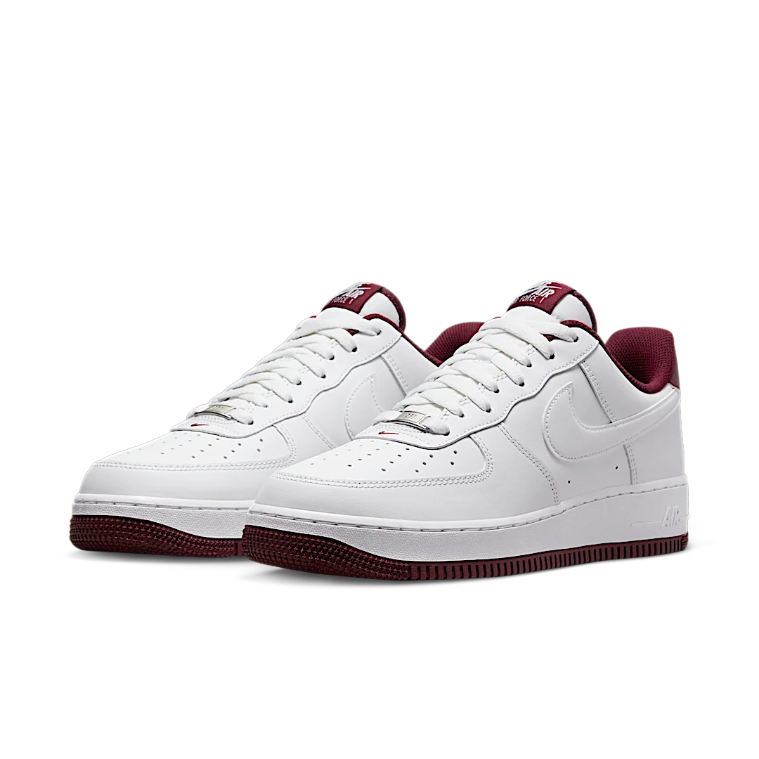 Overkicks - Nike Air Force 1 Low 07 White Dark Beetroot (DH7561-106) - vista trasera