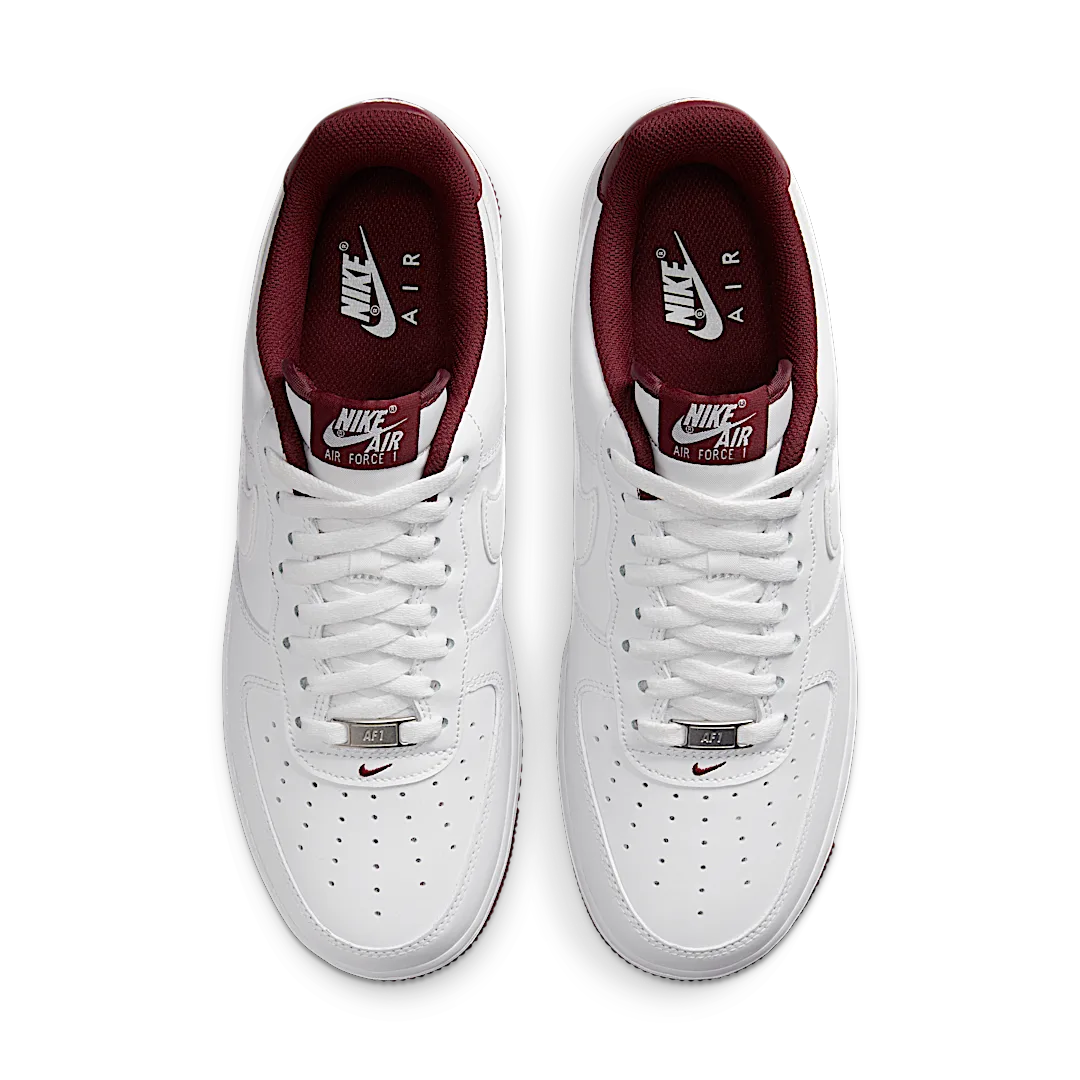 Overkicks - Nike Air Force 1 Low 07 White Dark Beetroot (DH7561-106) - par completo