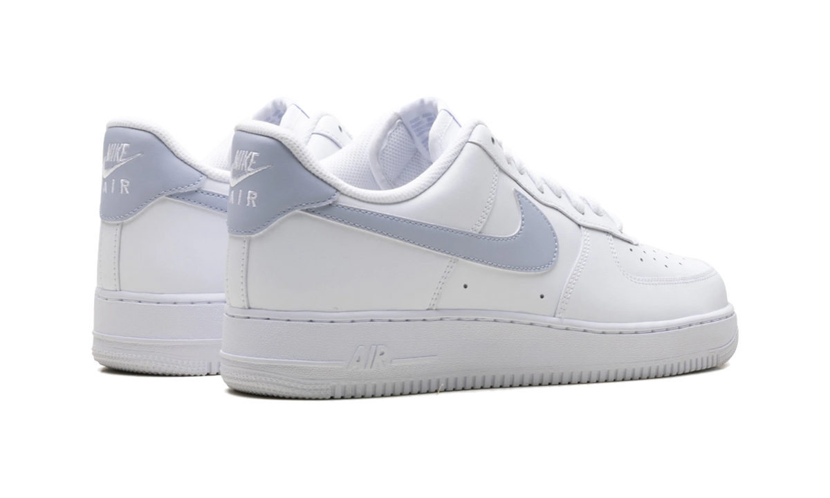 Overkicks - Nike Air Force 1 Low 07 White Ghost (FJ4146-117) - par completo
