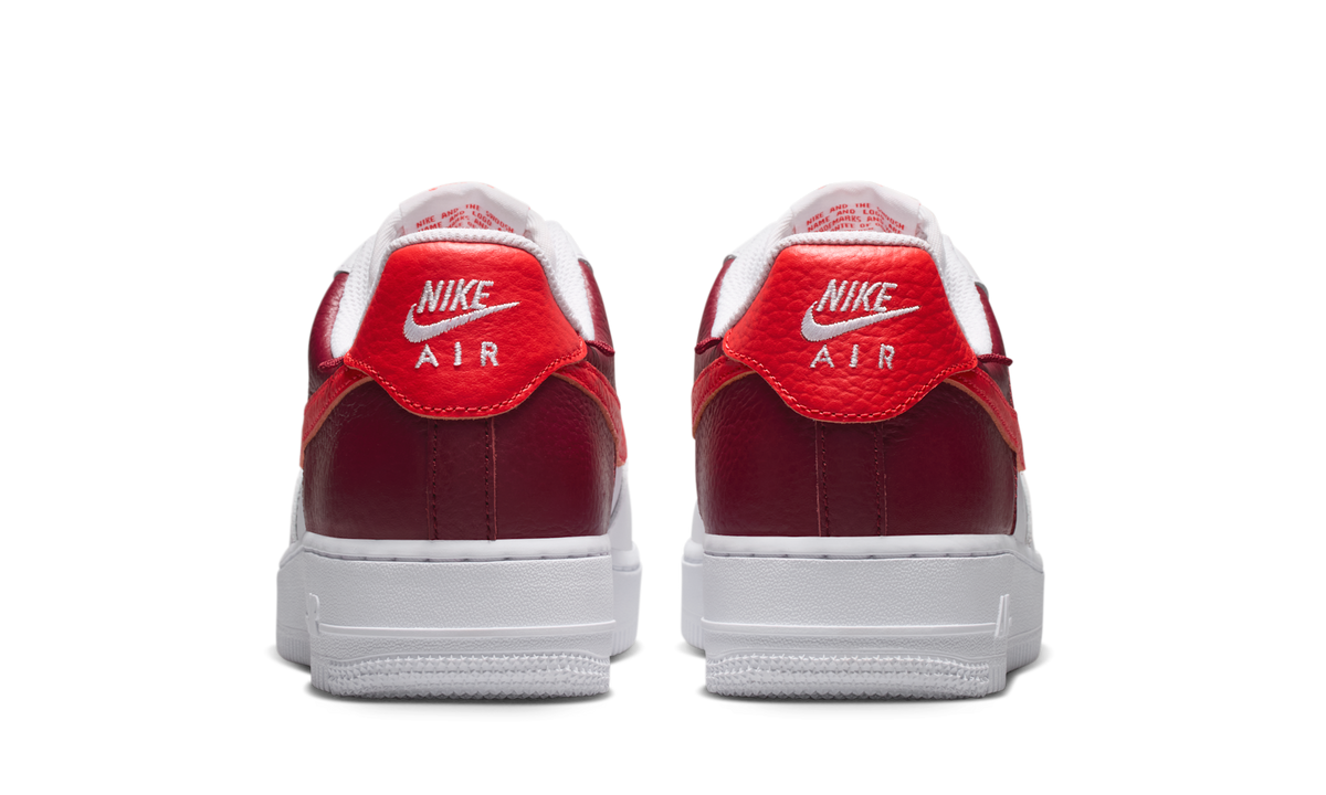 Overkicks - Nike Air Force 1 Low 07 White Light Crimson Gold Charm Bracelet (IR0872-101) - detalle lateral interior