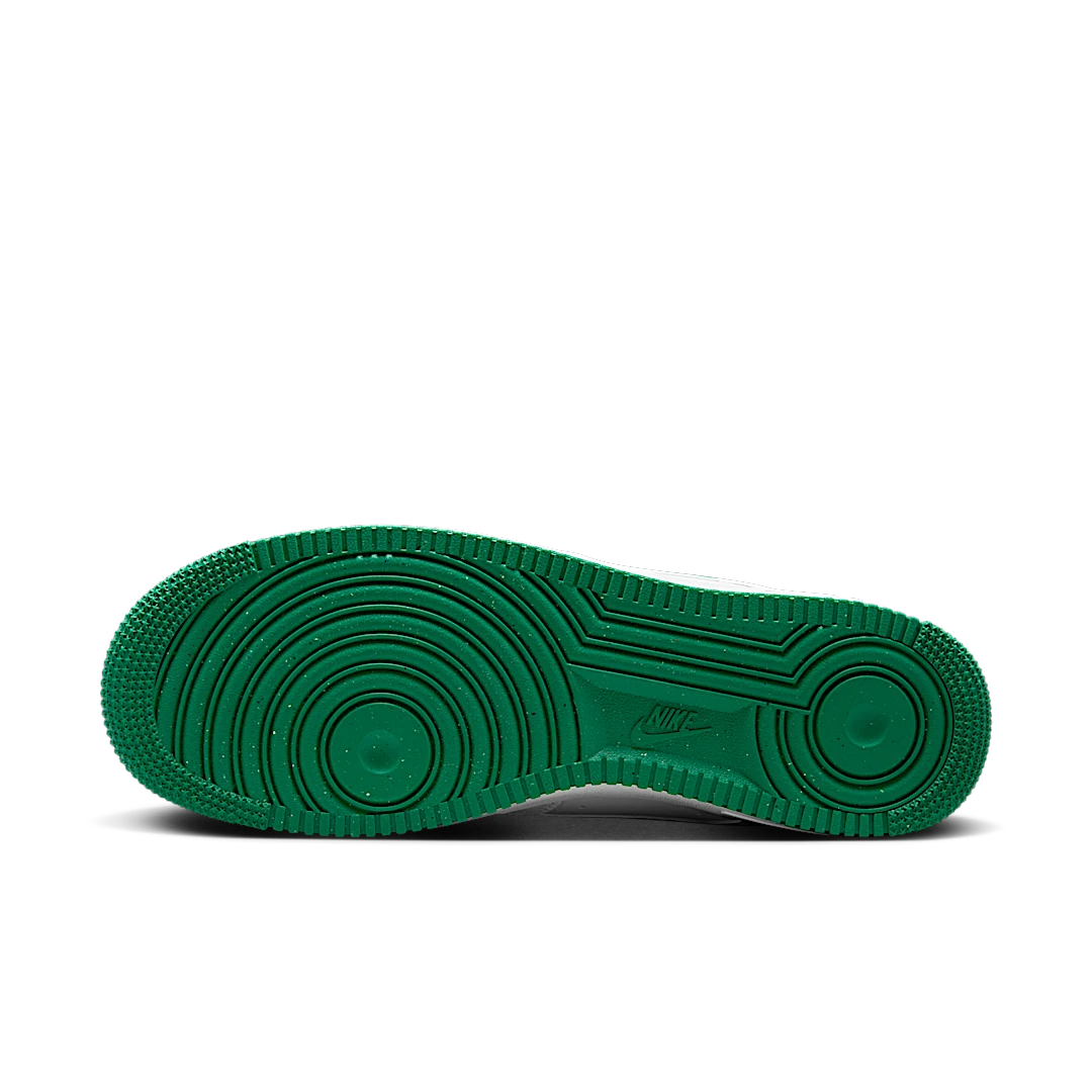 Overkicks - Nike Air Force 1 Low 07 White Malachite (FJ4146-102) - detalle suela