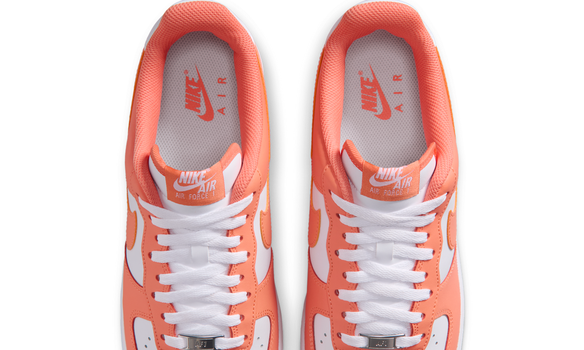 Overkicks - Nike Air Force 1 Low 07 White Orange Frost (FJ4146-127) - vista superior