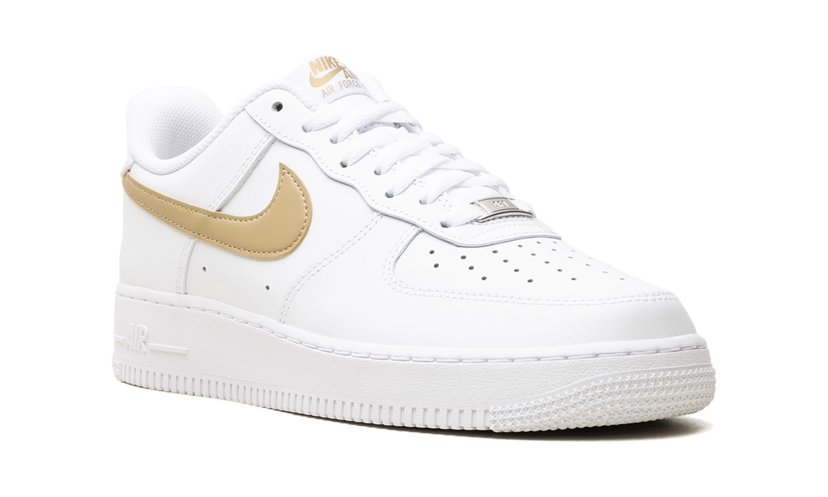 Overkicks - Nike Air Force 1 Low 07 White Parachute Beige (FJ4146-124) - detalle lateral interior
