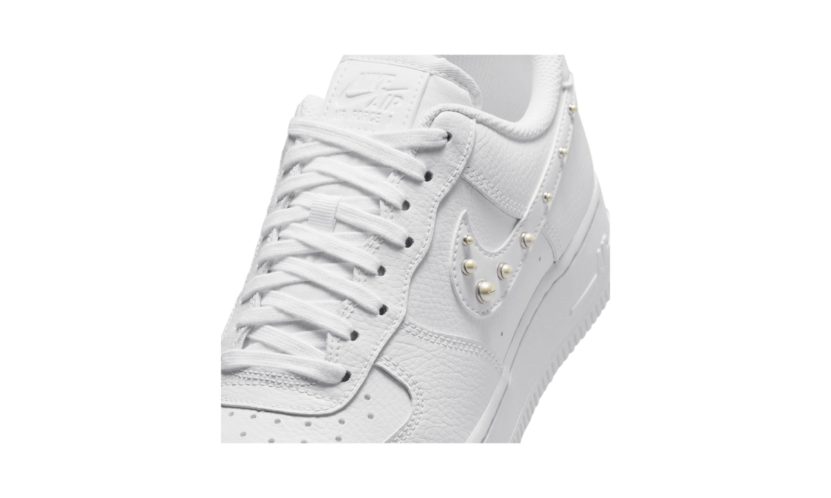 Overkicks - Nike Air Force 1 Low 07 White Pearl Swoosh (IU7557-100) - detalle lateral interior