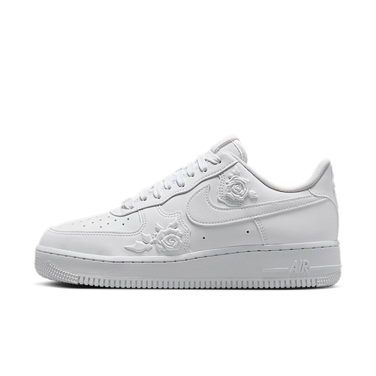 Overkicks - Nike Air Force 1 Low 07 White Roses (HF2016-100) - vista lateral