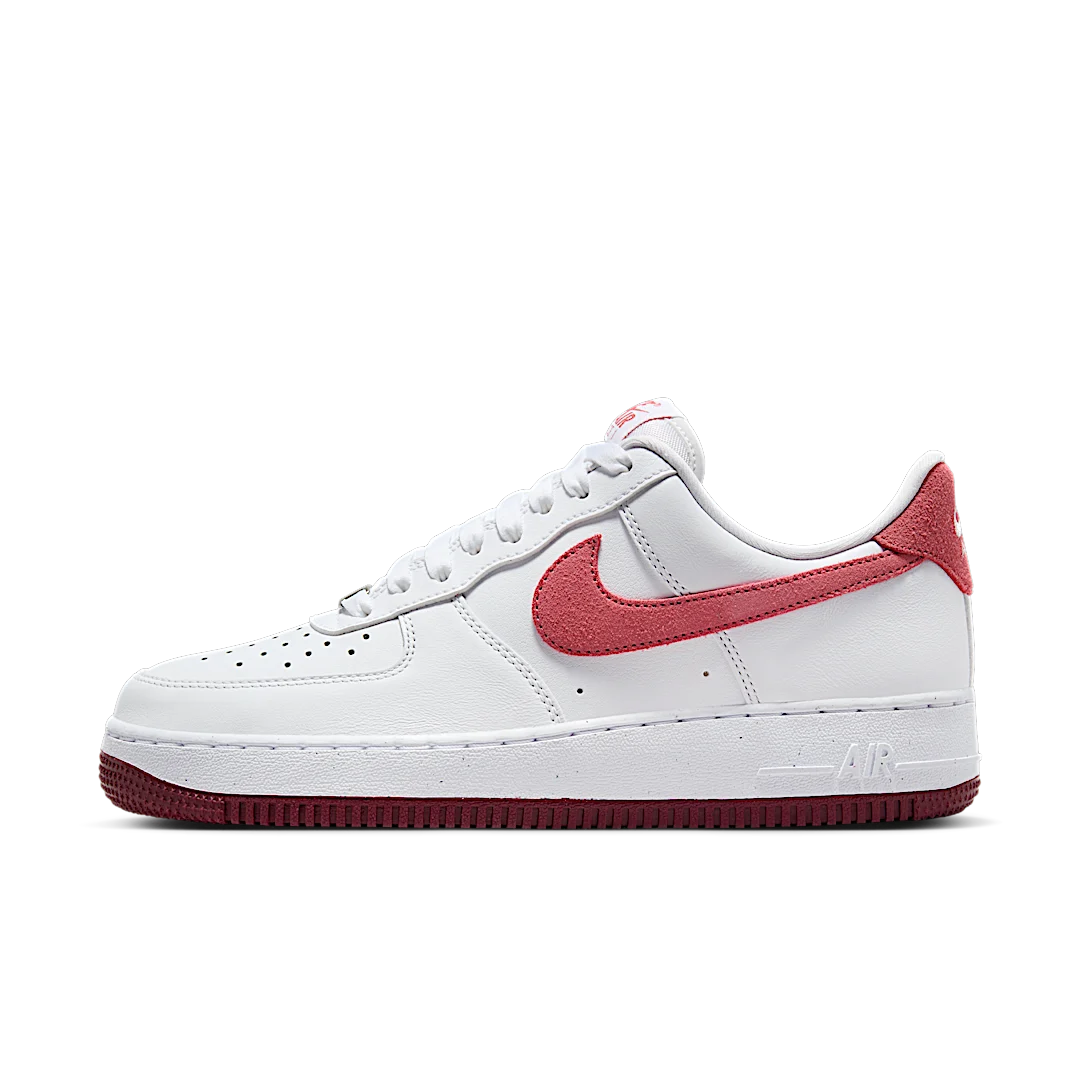 Overkicks - Nike Air Force 1 Low 07 XLD Valentines Day 2024 (FQ7626-100) - vista lateral