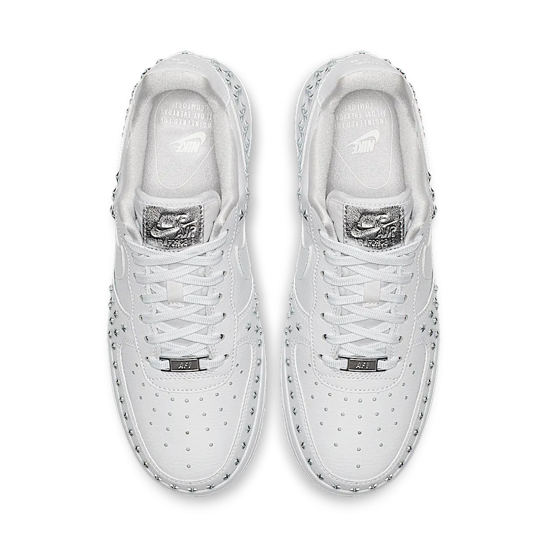 Overkicks - Nike Air Force 1 Low 07 XX White Studded (AR0639-100) - par completo