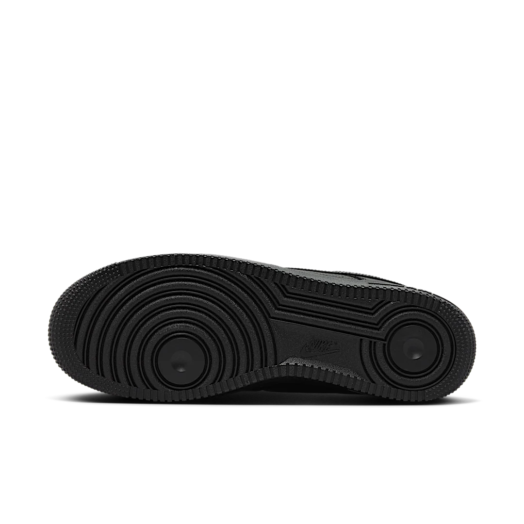 Overkicks - Nike Air Force 1 Low Black Carbon Fiber (HF2886-001) - detalle suela