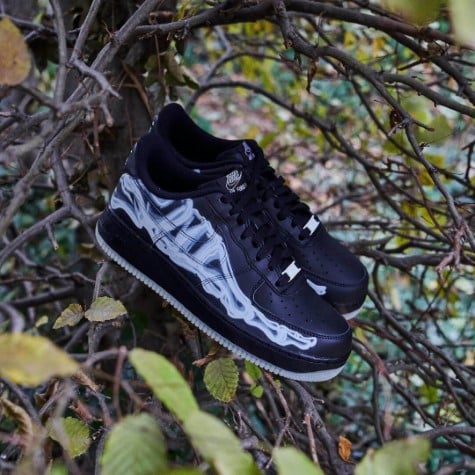 Overkicks - Nike Air Force 1 Low Black Skeleton Halloween (2019) (BQ7541-001) - vista superior