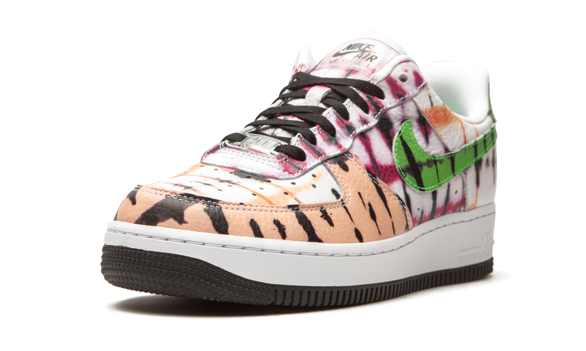 Overkicks - Nike Air Force 1 Low Black Tie Dye (CW1267-101) - detalle suela