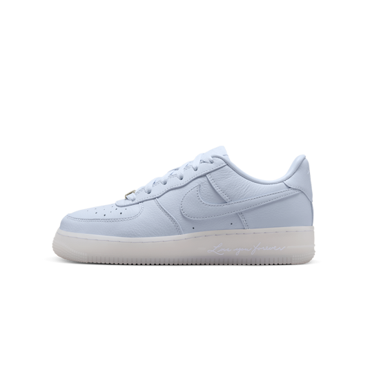 Overkicks - Nike Air Force 1 Low Drake NOCTA Certified Lover Boy Palest Purple (GS) (HQ1772-500) - vista lateral