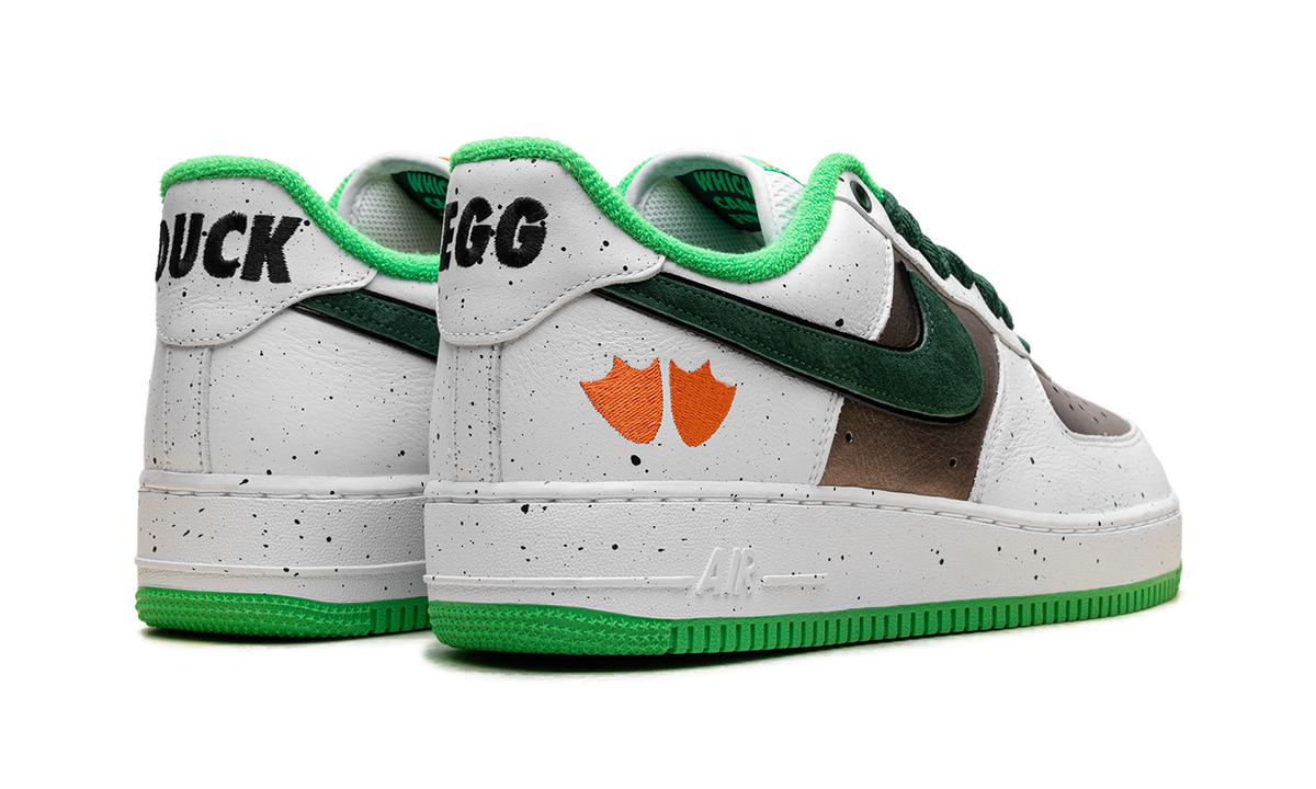 Overkicks - Nike Air Force 1 Low Ducks of a Feather University of Oregon Egg or Duck (IU7613-100) - par completo