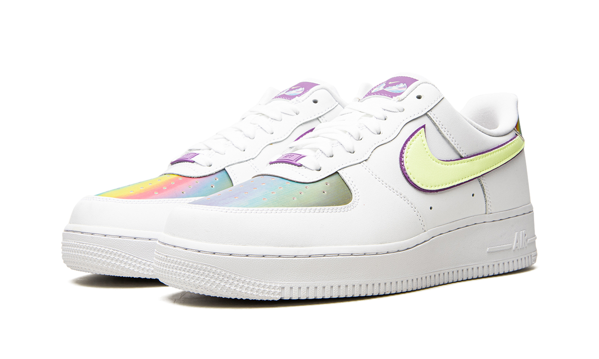 Overkicks - Nike Air Force 1 Low Easter (2020) (CW0367-100) - vista trasera