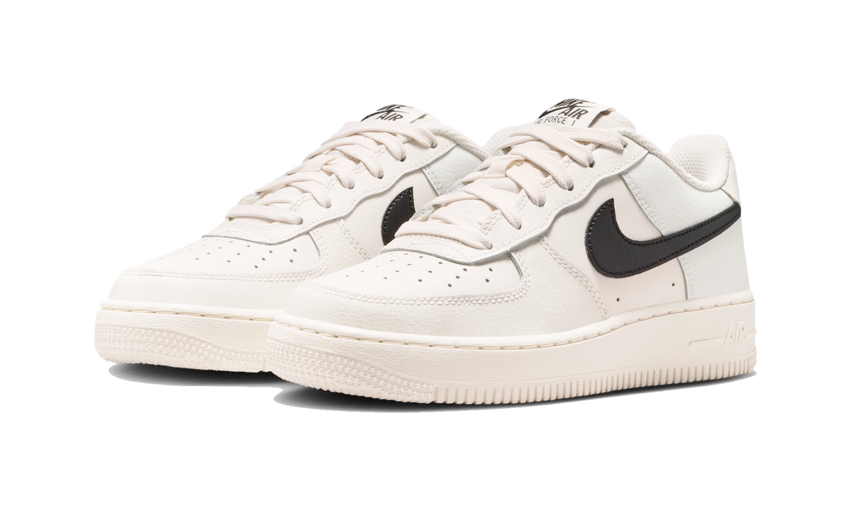 Overkicks - Nike Air Force 1 Low Essential+ Phantom Black (IO7958-001) - vista trasera