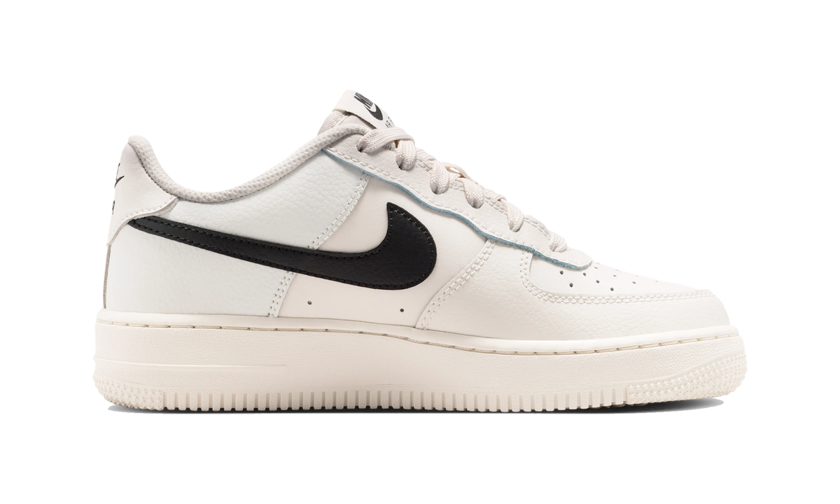 Overkicks - Nike Air Force 1 Low Essential+ Phantom Black (IO7958-001) - detalle suela